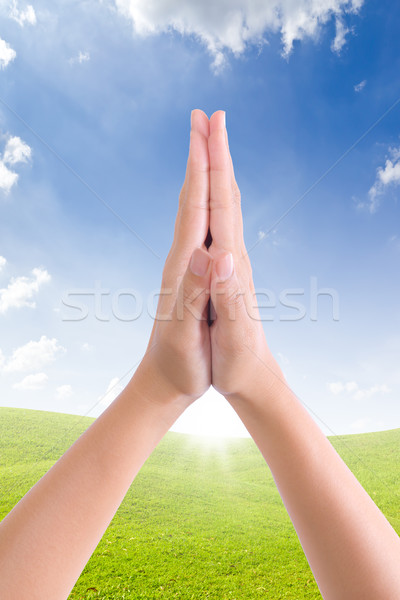Handen samen hemel lichaam teken Blauw Stockfoto © tungphoto