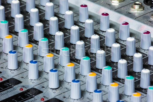 Sound Mixer Schreibtisch Studio Eintrag Medien Stock foto © tungphoto