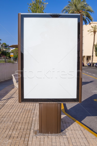 Rua publicidade vertical exibir metal assinar Foto stock © tuulijumala