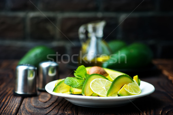 Aguacate ensalada placa mesa alimentos verde Foto stock © tycoon