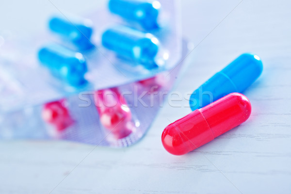 Szín tabletták egészség gyógyszer fájdalom kémia Stock fotó © tycoon