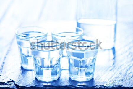 Stock foto: Blau · alkoholisches · Getränk · wenig · Gläser · Tabelle · Hand