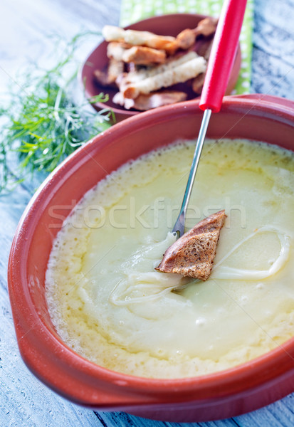 Brânză usuce pâine tabel incendiu vin Imagine de stoc © tycoon