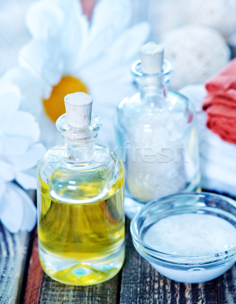 [[stock_photo]]: Sel · de · mer · pétrolières · bouteilles · table · fleur · printemps