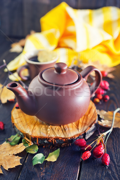 Frischen Tee Teekanne Holztisch Holz Hintergrund Stock foto © tycoon