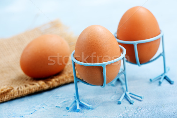 Tavuk yumurta ahşap masa siyah renk Stok fotoğraf © tycoon