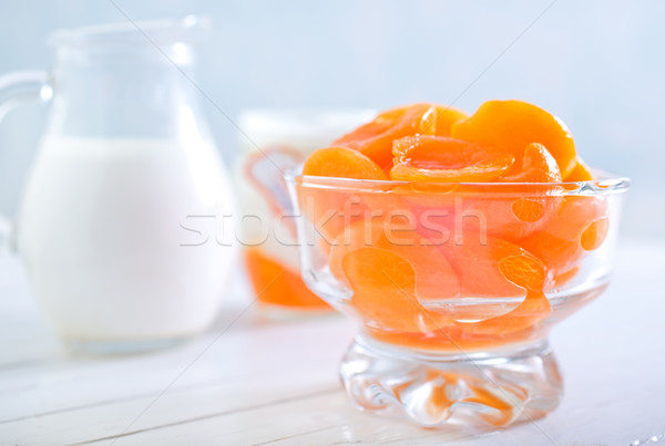 Stock photo: apricots