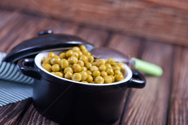 綠色 豌豆 碗 表 食品 木 商業照片 © tycoon