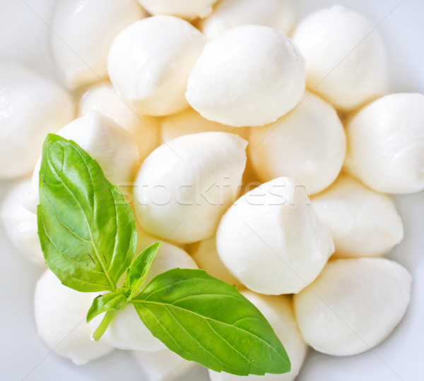 Mozzarella basilic plaque table cuisine lait Photo stock © tycoon