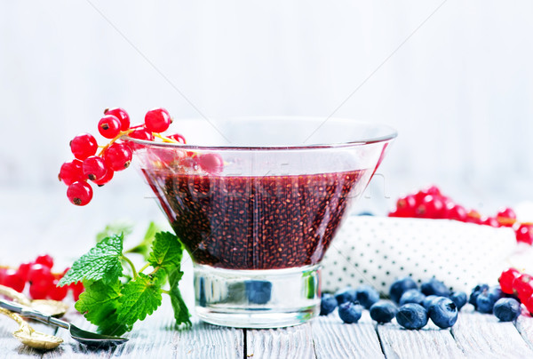 Smoothie friss bogyók üveg asztal gyümölcs Stock fotó © tycoon