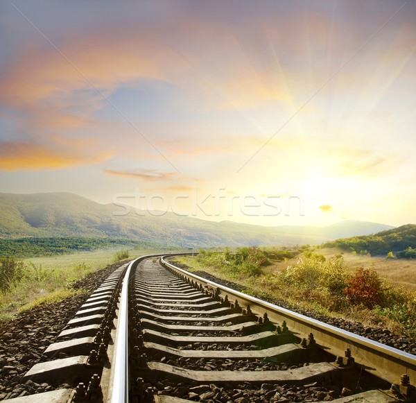Eisenbahn Himmel Straße Sonne Sonnenuntergang Landschaft Stock foto © tycoon
