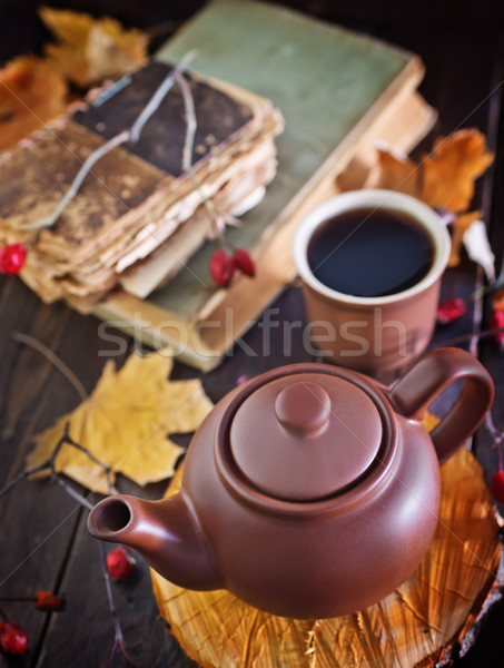 fresh tea in teapot Stock photo © tycoon