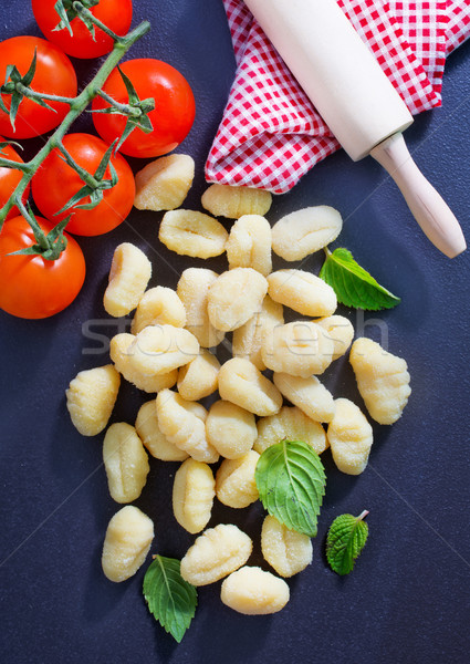 Foto d'archivio: Greggio · basilico · foglie · nero · tavola · alimentare