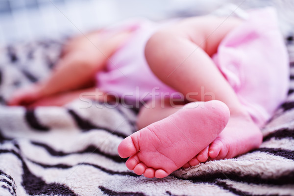 Bose stopy baby stóp stóp dziewczynka dziecko Zdjęcia stock © tycoon