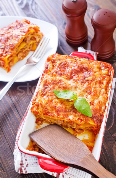 Lasagne fromages pâtes blé cuisson herbes Photo stock © tycoon