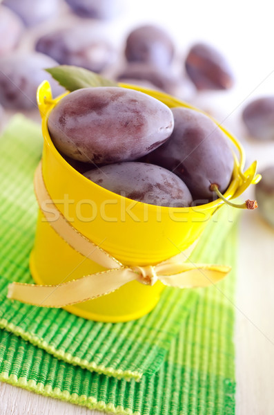 fresh plums Stock photo © tycoon
