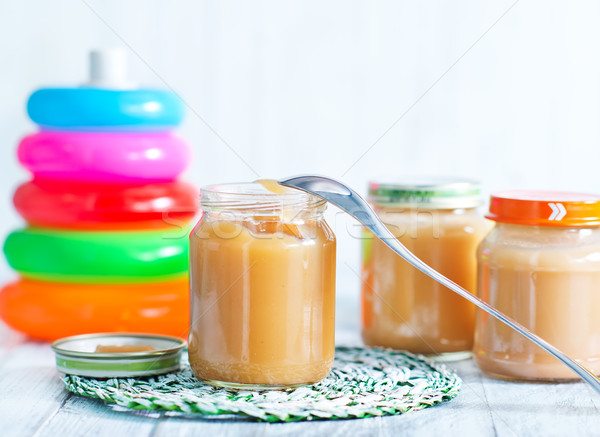 Alimento para bebé banco mesa alimentos manzana frutas Foto stock © tycoon