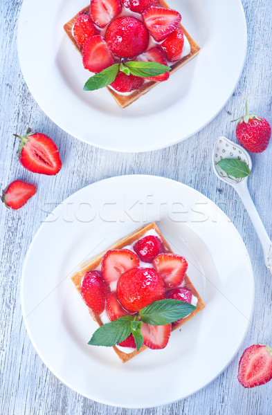 cake with fresh strawberry Stock photo © tycoon