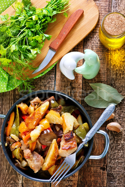 fried meat with vegetables Stock photo © tycoon