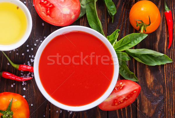 Tomatensoep kom tabel hout keuken kleur Stockfoto © tycoon