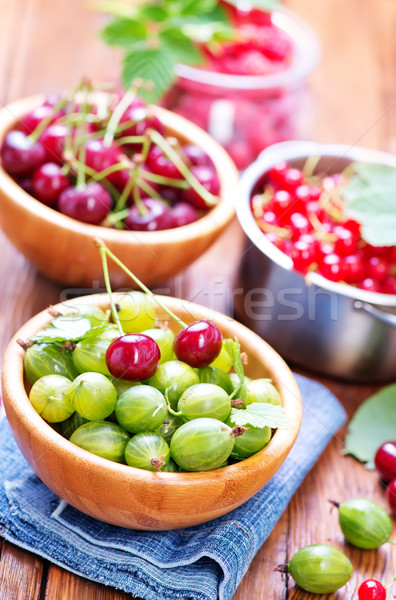 berries Stock photo © tycoon