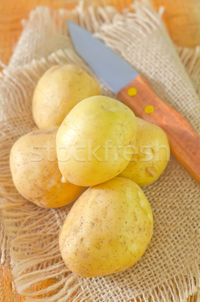 raw potato Stock photo © tycoon