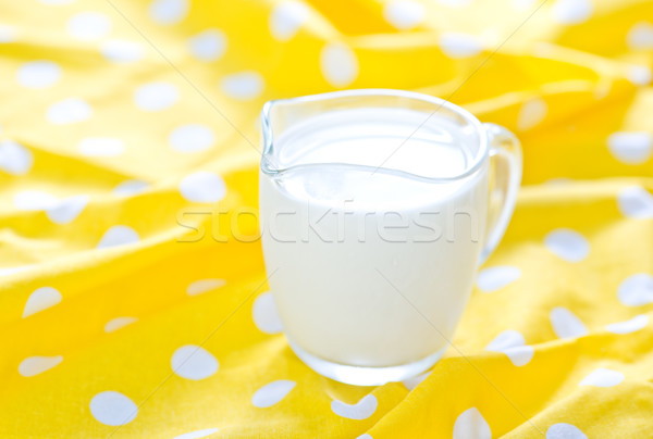 Latte fresco vetro brocca tavola sfondo bere Foto d'archivio © tycoon