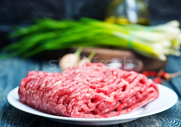 Carne placă tabel fundal gătit Imagine de stoc © tycoon