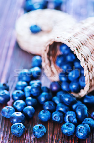 Fresco mesa de madeira cesta comida fruto Foto stock © tycoon