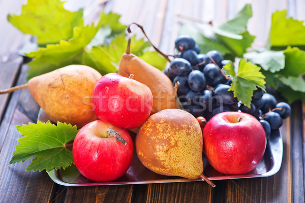 秋天 水果 木桌 收成 葉 水果 商業照片 © tycoon