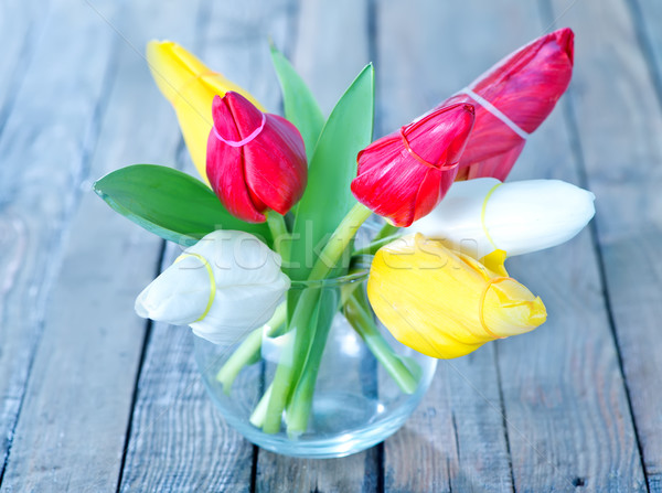 Tulipánok váza asztal tavasz esküvő boldog Stock fotó © tycoon