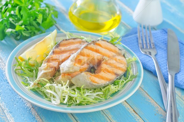 Frito salmón peces filete comida primer plano Foto stock © tycoon