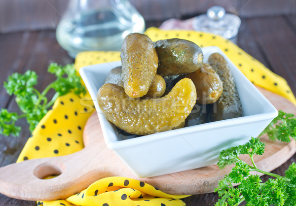 Stockfoto: Komkommers · kom · tabel · keuken · fles · leven