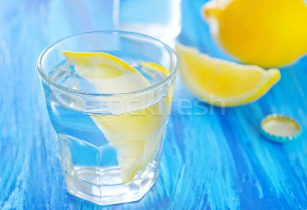Eau citrons fruits santé bleu boire Photo stock © tycoon