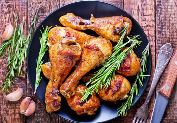 商业照片: 腿    盘    表    食品    鸡 / fried chicken on plate