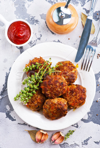 Boulettes de viande plaque table santé vert balle Photo stock © tycoon