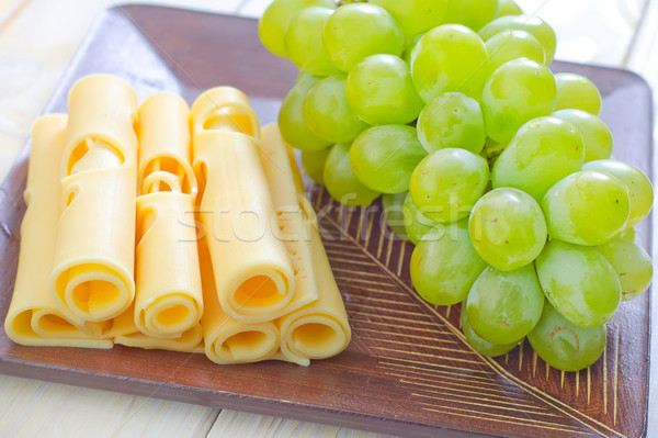 cheese  and grape Stock photo © tycoon