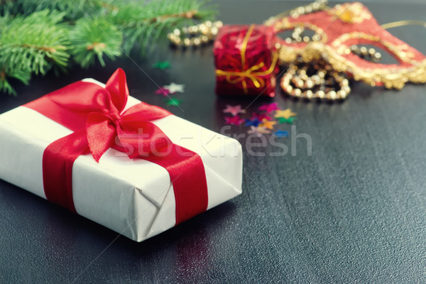 [[stock_photo]]: Noël · cadeau · table · Pâques · texture