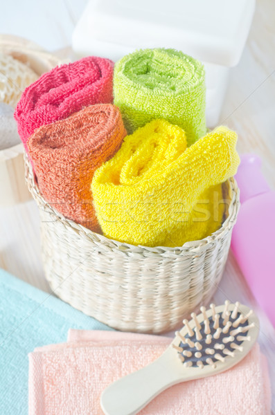 Colore asciugamani fiore corpo sfondo bottiglia Foto d'archivio © tycoon