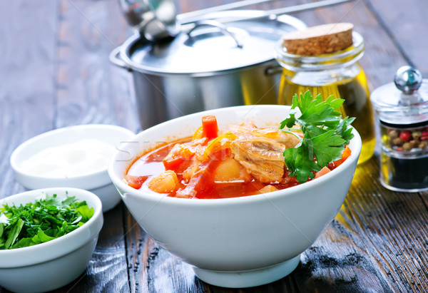 Zupa pomidorowa biały puchar tabeli zielone obiedzie Zdjęcia stock © tycoon