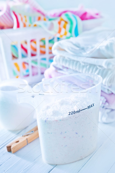 洗滌劑 洗衣店 墊圈 女子 藍色 浴室 商業照片 © tycoon