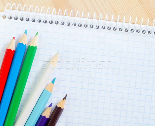 útiles escolares pluma lápiz mesa verde azul Foto stock © tycoon