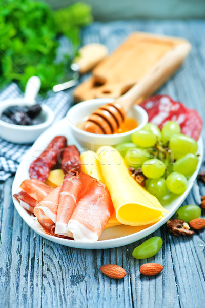 Foto stock: Antipasti · branco · prato · tabela · vermelho · carne