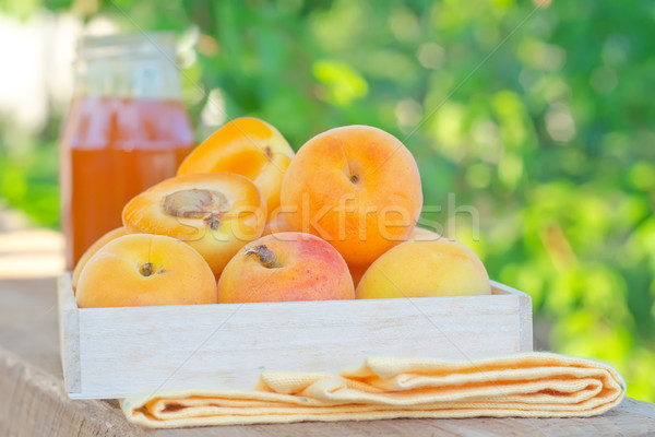 [[stock_photo]]: Confiture · abricot · alimentaire · bois · orange · table