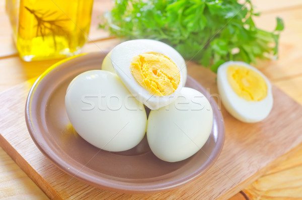 Ouă ou portocaliu placă găti Imagine de stoc © tycoon