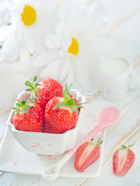Erdbeere Frühling Holz Obst Hintergrund Sommer Stock foto © tycoon