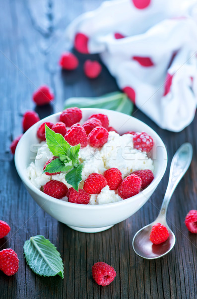 Chalet Berry fraîches framboise bol fruits [[stock_photo]] © tycoon