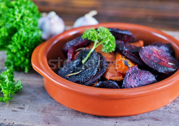Zöldségek sült sárgarépa tál háttér nyár Stock fotó © tycoon