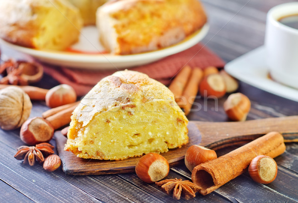 Făcut în casă tort alimente fundal portocaliu iarnă Imagine de stoc © tycoon