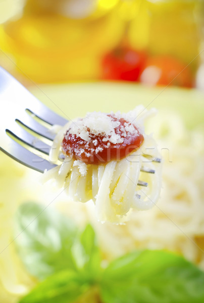 Foto stock: Macarrão · molho · folha · verde · queijo · vermelho